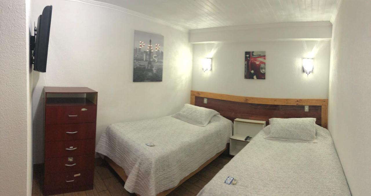 Residencial Victoria Said Hotel Linares Exterior foto